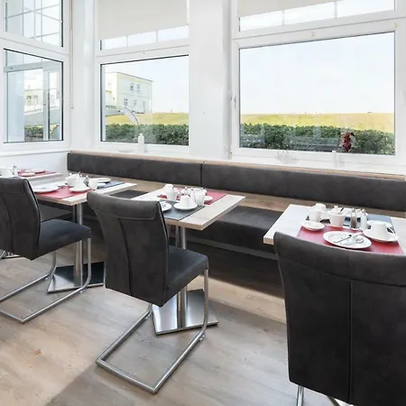 Haus Neunaber Гостевой дом 4*