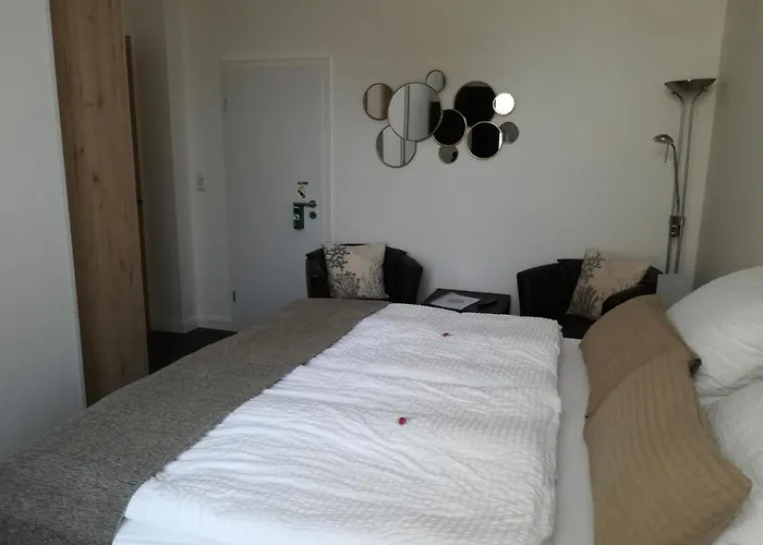 Haus Neunaber Гостевой дом